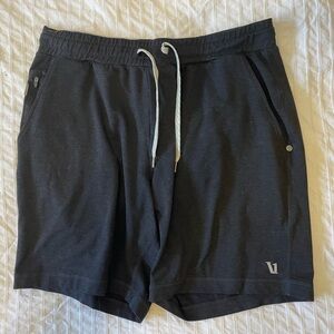 VUORI -Men's Ponto Performance Shorts. Heathered black, size small